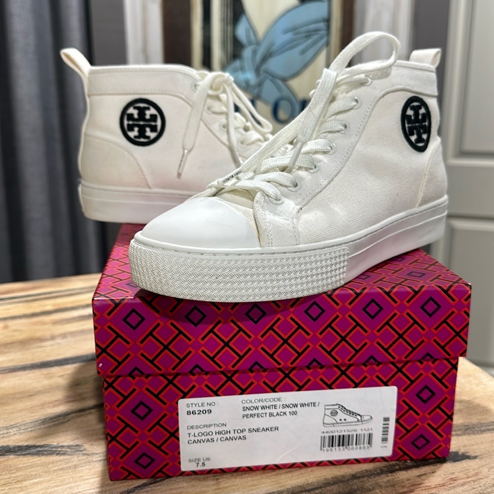 TORY BURCH LOGO HI TOP SNEAKERS